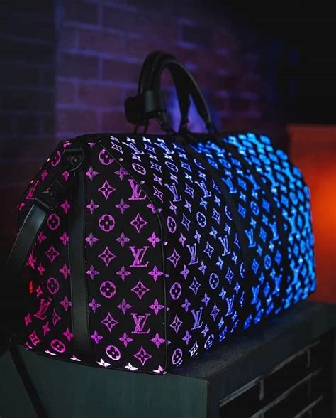 louis vuitton glow bag price